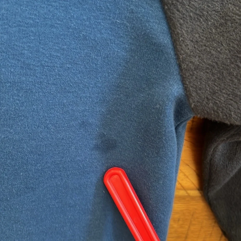 OshKosh Genuine Kids Eye Spy Sweatshirt 👀